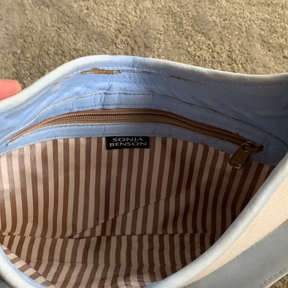 Canvas purse with blue leather trim and strap - Picture 4 of 4